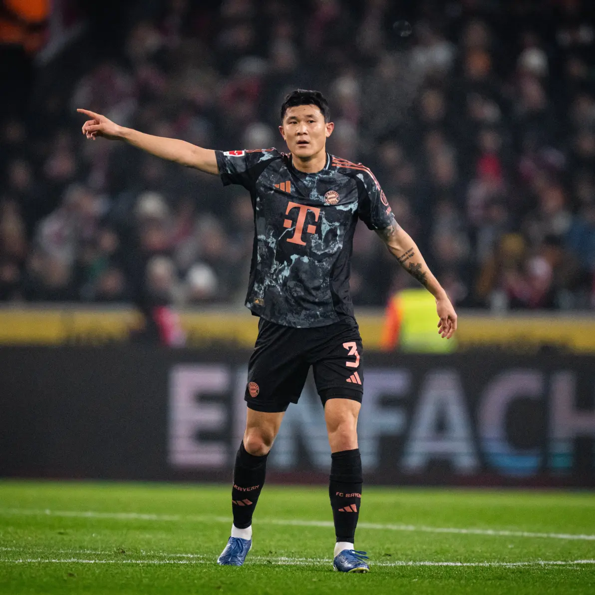 电竞赛事-关键战门兴格拉德巴赫内部沟通：中超节点到来，更衣室稳定，心理建设被强调的简单介绍