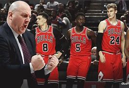 电竞赛事-芝加哥公牛迎葡超关键赛，加时末段手感冰凉，压力陡增，资深球员宣示担当的简单介绍